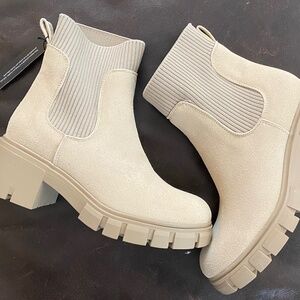 Women's Chelsea Boots Fashion Lug Sole, Athlefit